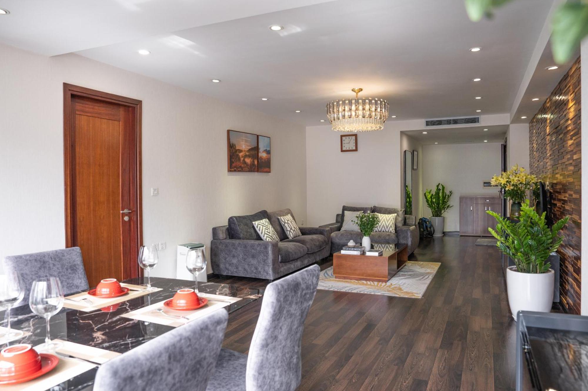 Viet Vuong Building Ha Noi Capital 5*